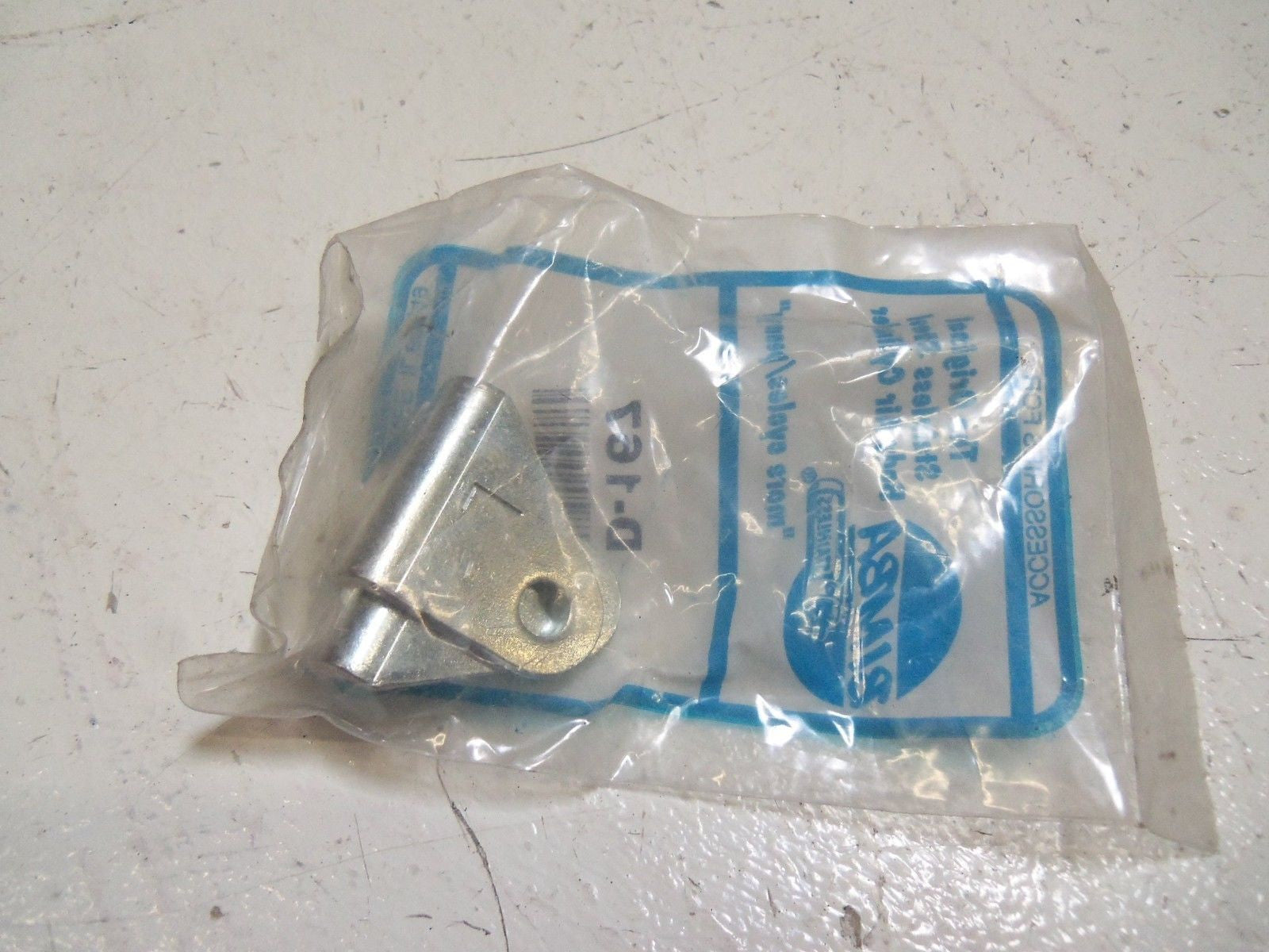 BIMBA D-167 BRACKET PIVOT * NEW IN FACTORY BAG *