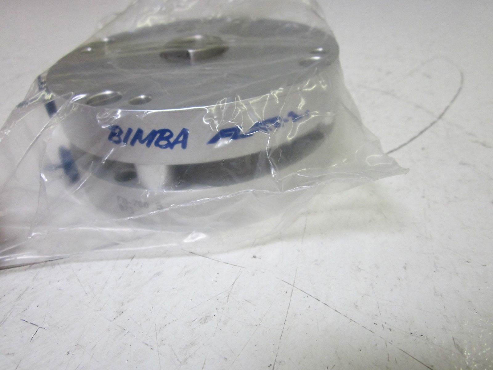 BIMBA F0-700.5 FLAY PNEMATIC CYLINDER 1/2" STROKE *NEW NO BOX*