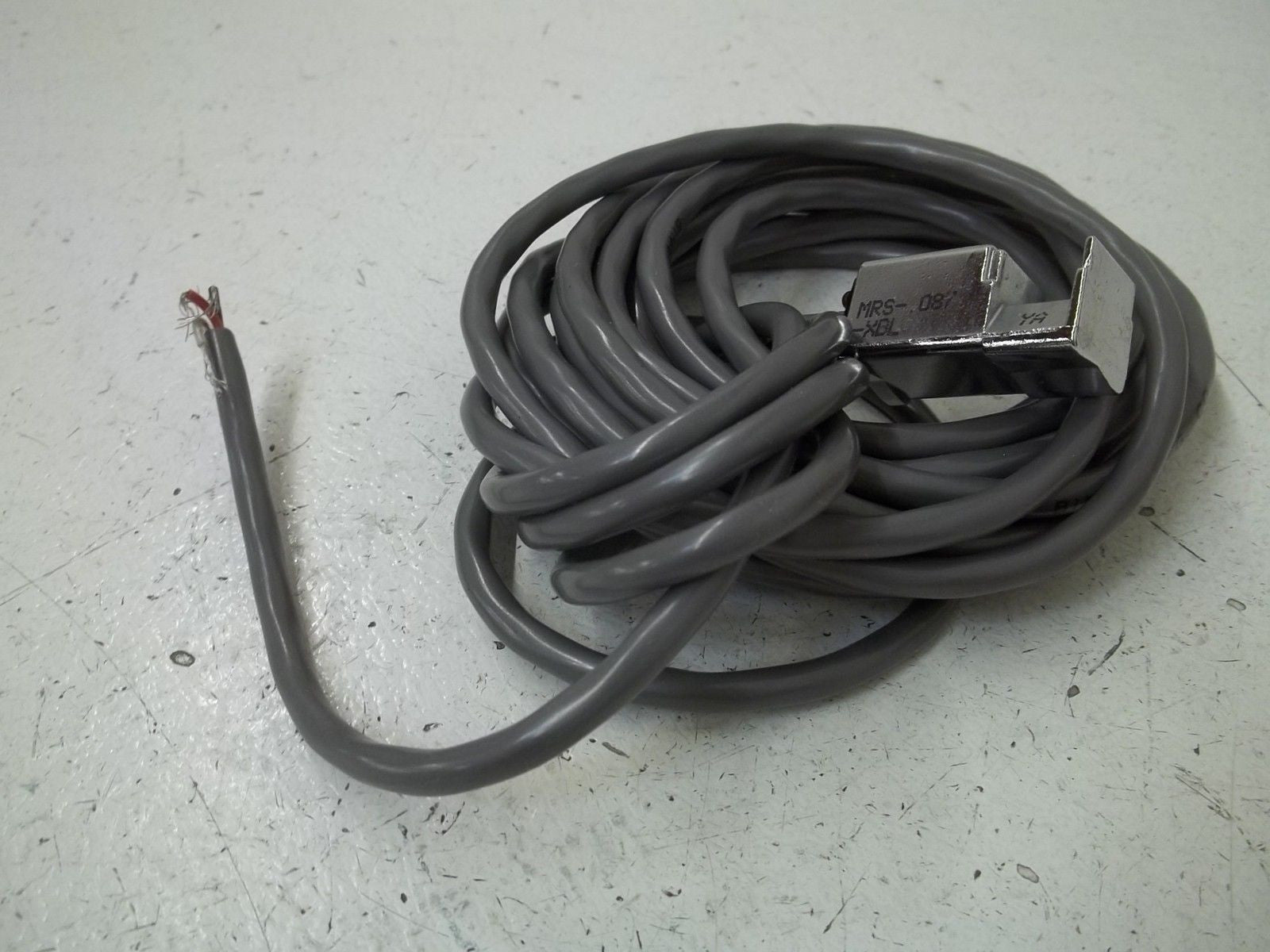 BIMBA MRS-.087-XBL-02 MAGNETIC REED SWITCH *USED*