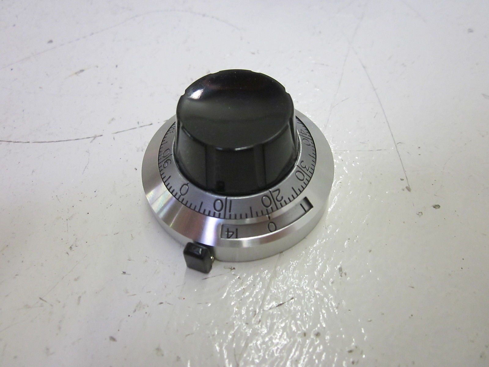 BI TECHNOLOGIES RBC TURN COUNTING DIAL *NEW IN BOX*