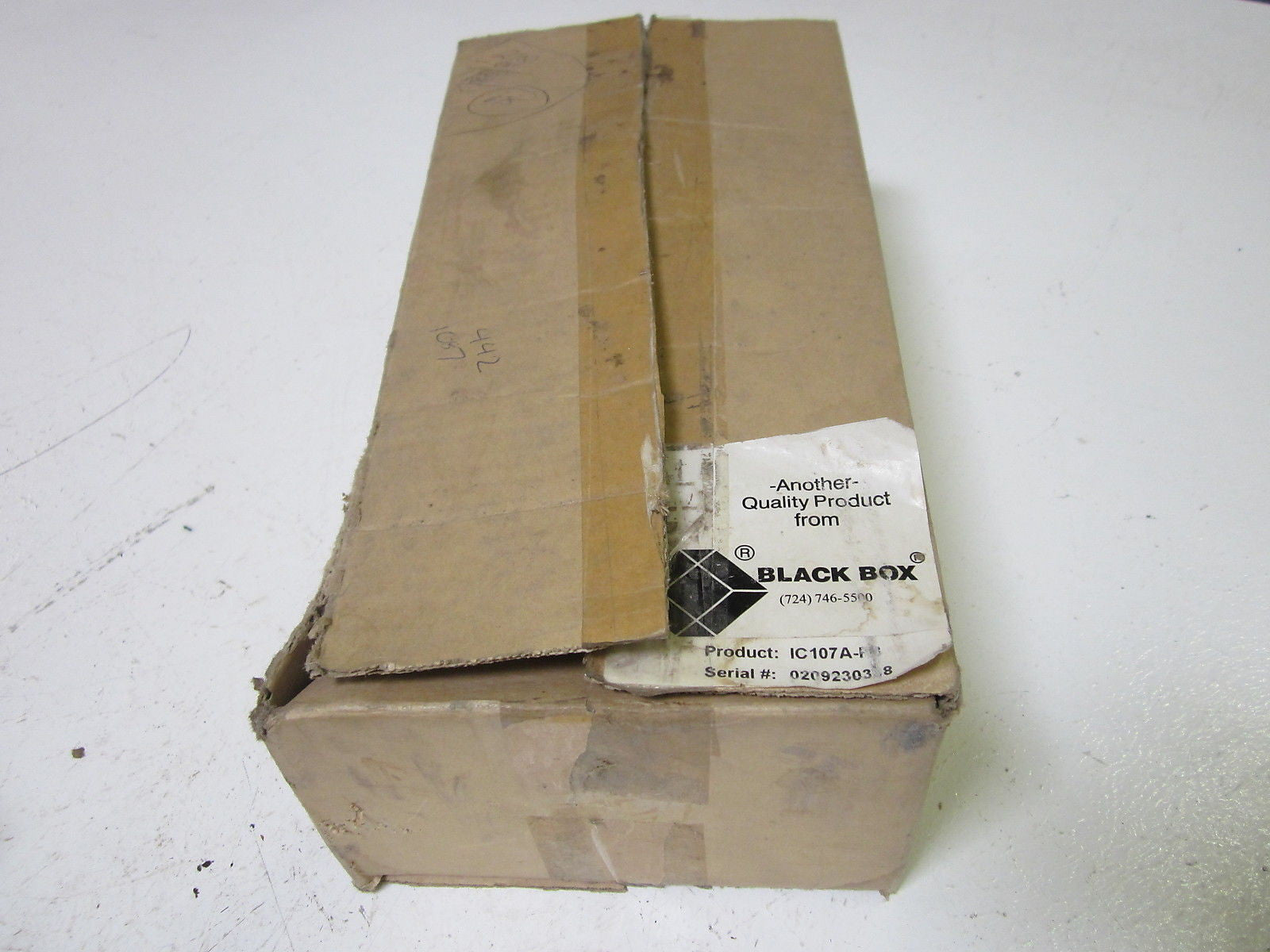 BLACK BOX IC107A-R3 INTERFACE CONVERTER *NEW IN BOX*