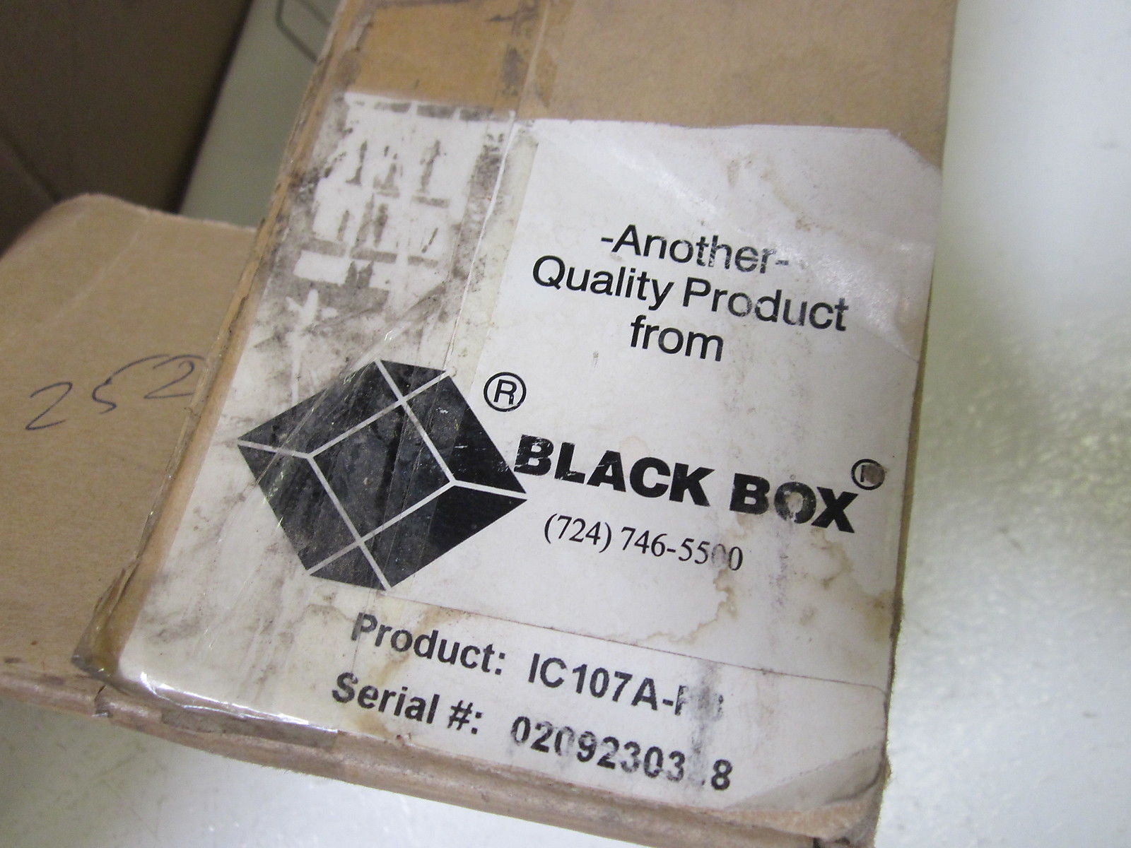 BLACK BOX IC107A-R3 INTERFACE CONVERTER *NEW IN BOX*