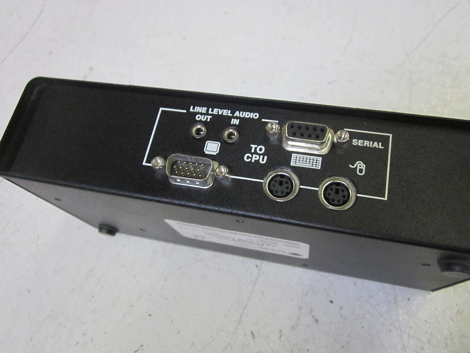 BLACK BOX SERVSWITCH ACU2022A CATX KVM EXTENDER *USED*
