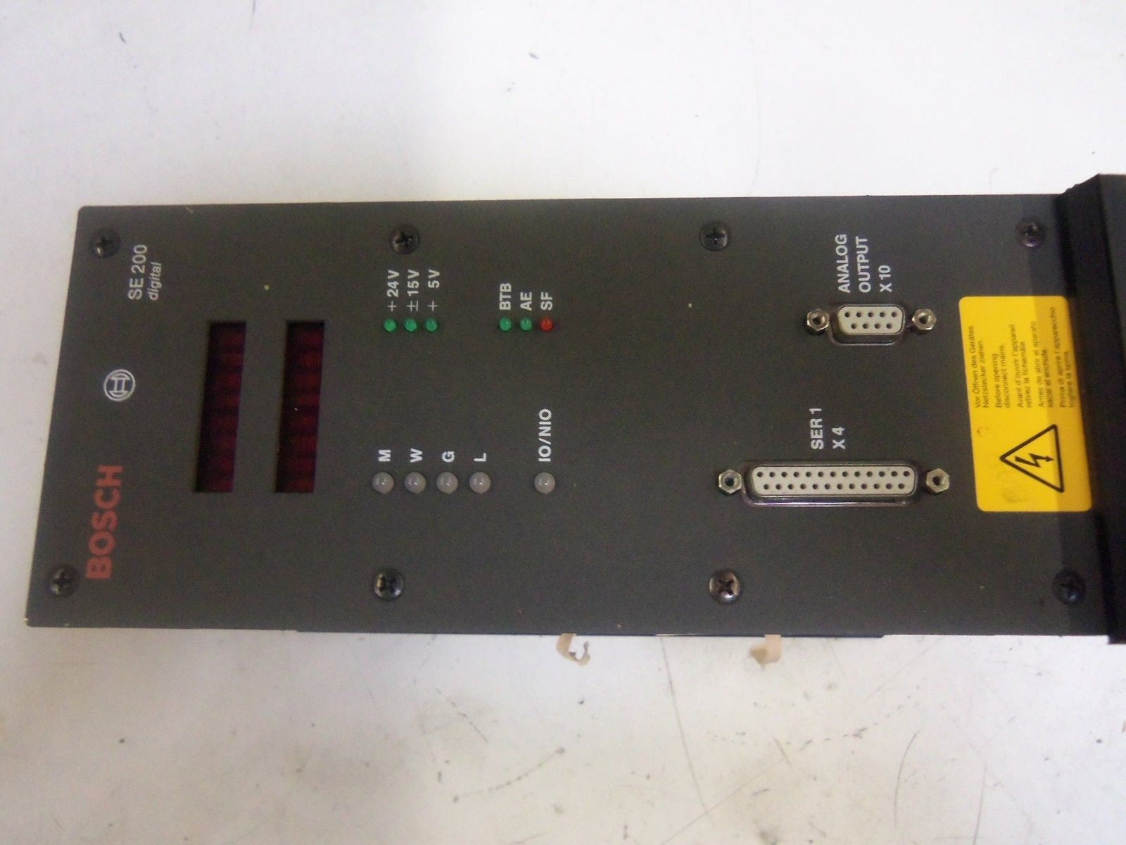 BOSCH SE200 0 608 830 123 DIGITAL SERVO CONTROLLER *USED*