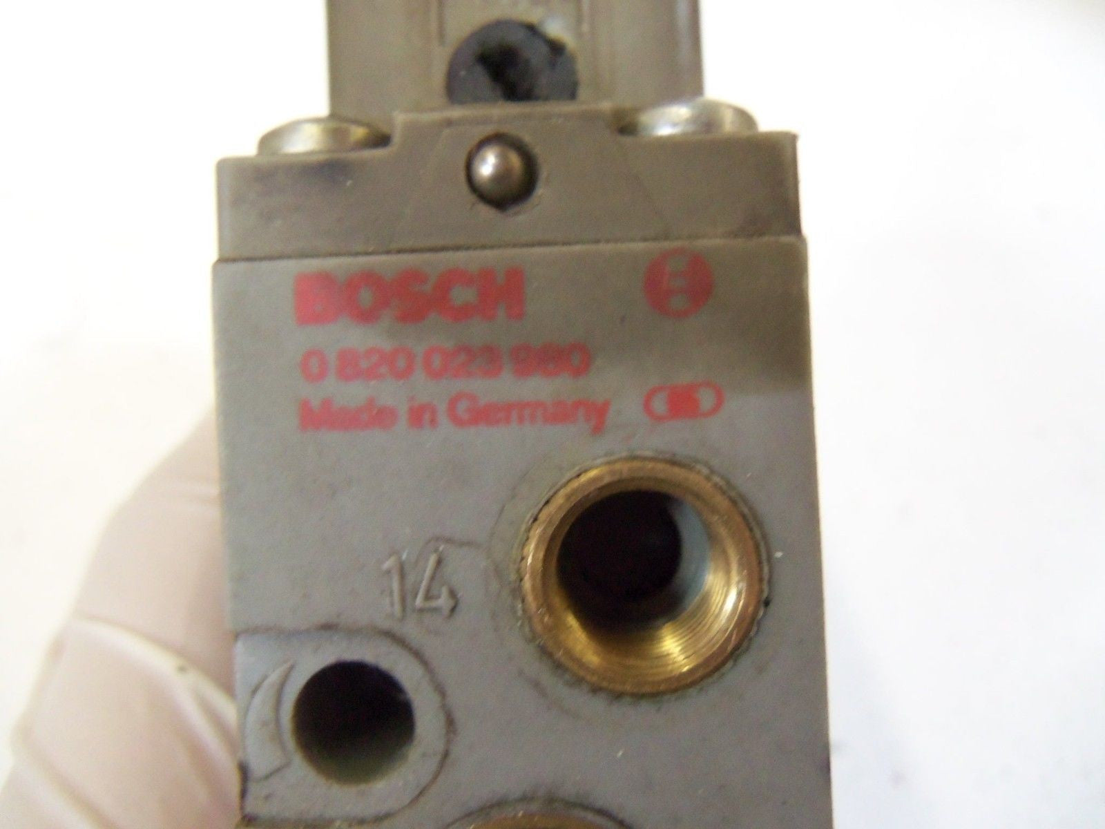 BOSCH SOLENOID 0 820 023 980 *USED*