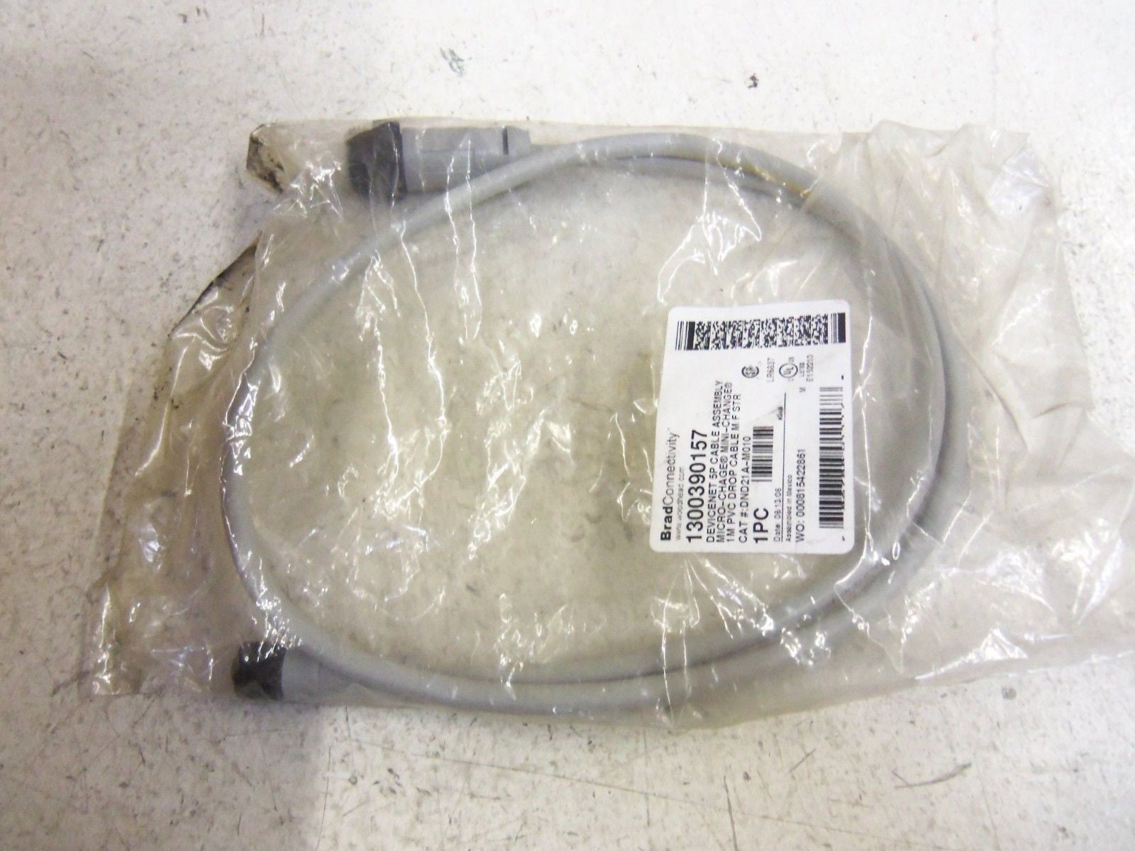 BRAD CONNECTIVITY MICRO-CHANGE 1300390157 CABLE DND21A-M010 *NEW IN FACTORY BAG*