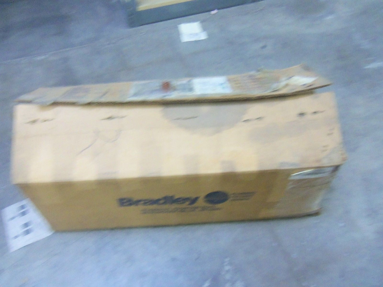 BRADLEY 2P332A *NEW IN BOX*