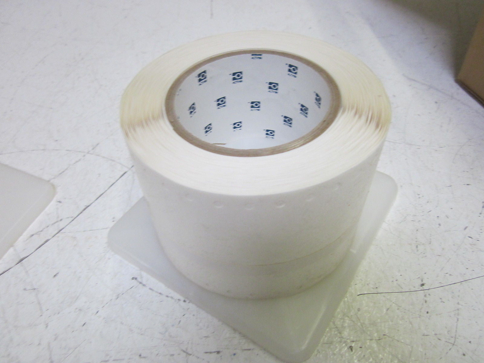 BRADY DAT-158-502-2 DOT-MATRIX PRINTABLE LABELS 2,000 INCHES *NEW IN BOX*