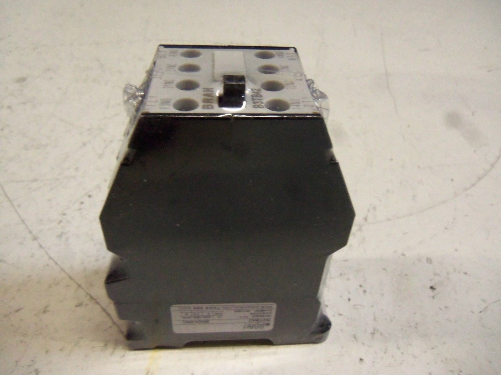 BRAH ELECTRIC B3TB4222 CONTACTOR *NEW IN BOX*