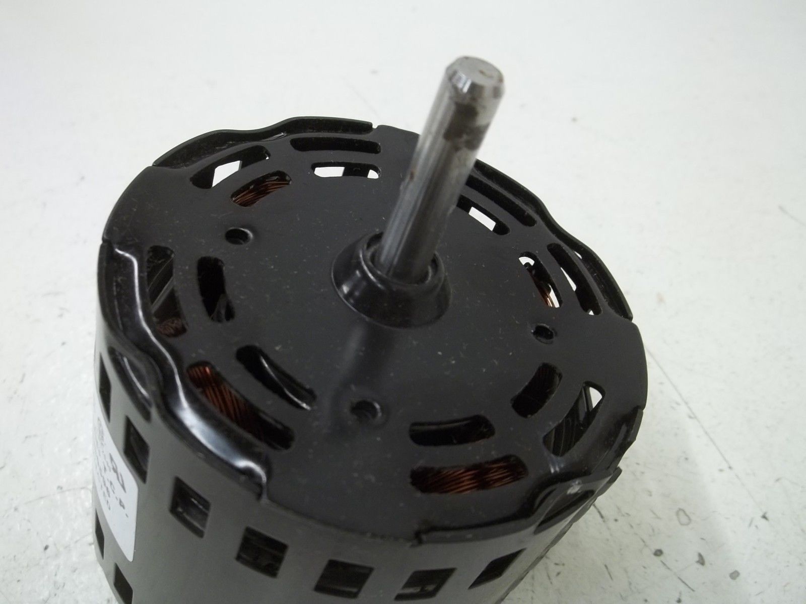 BROAN-NUTONE 99080596 REPLACEMENT MOTOR 120V 1.6A *NEW NO BOX*