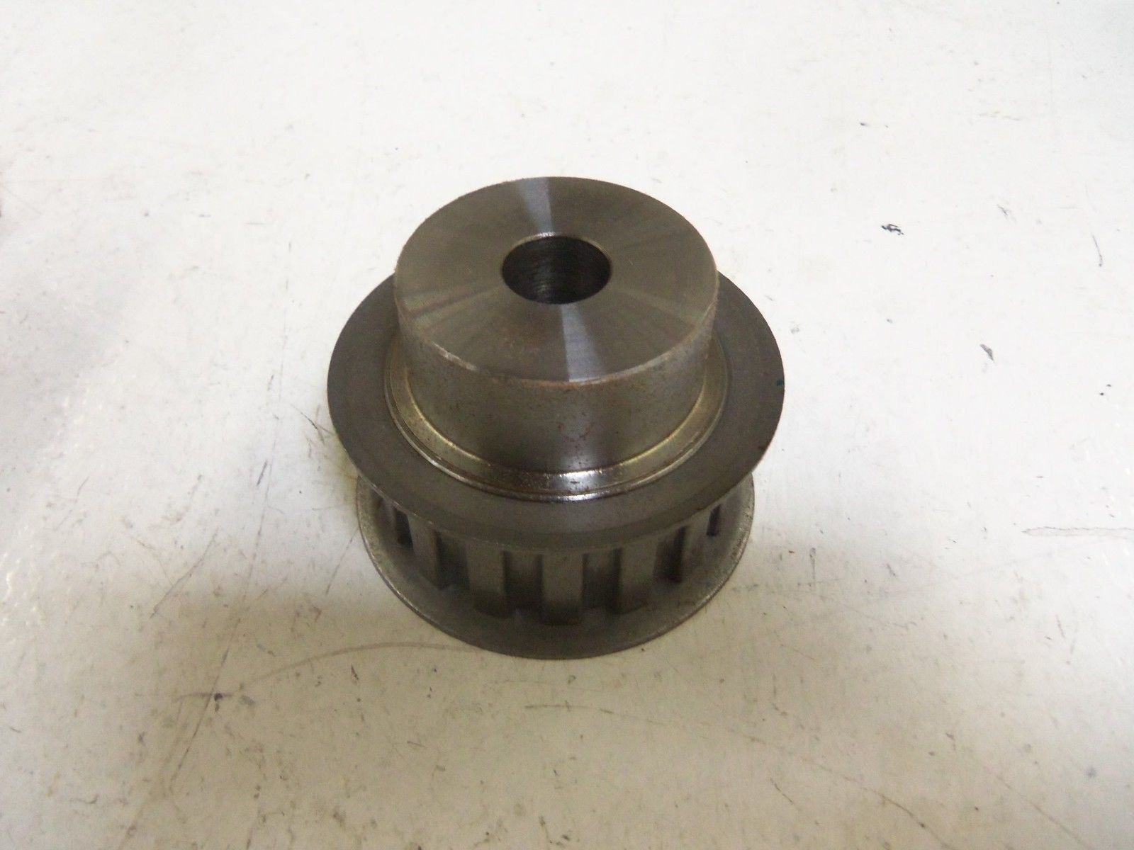 BROWNING 1055417 16HB100 TIMING BELT PULLEY 5/8" *NEW IN BOX*
