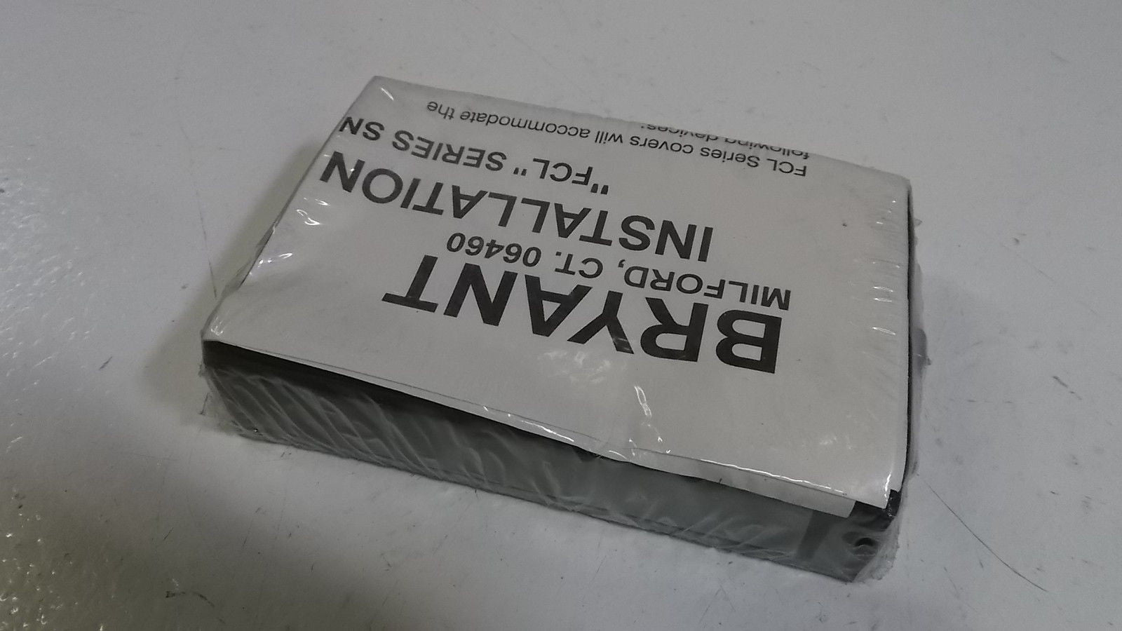BRYANT 7427B *NEW NO BOX*