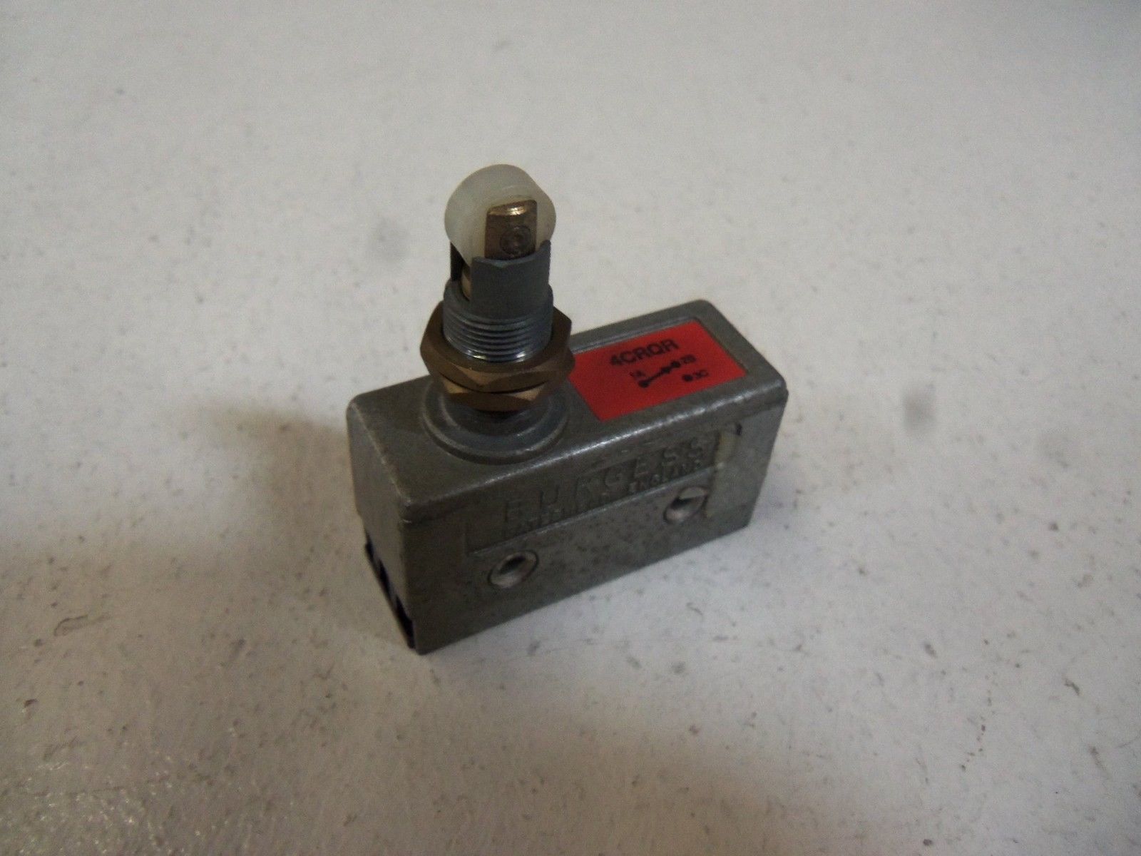 BURGESS LIMIT SWITCH 4CRQR *USED*
