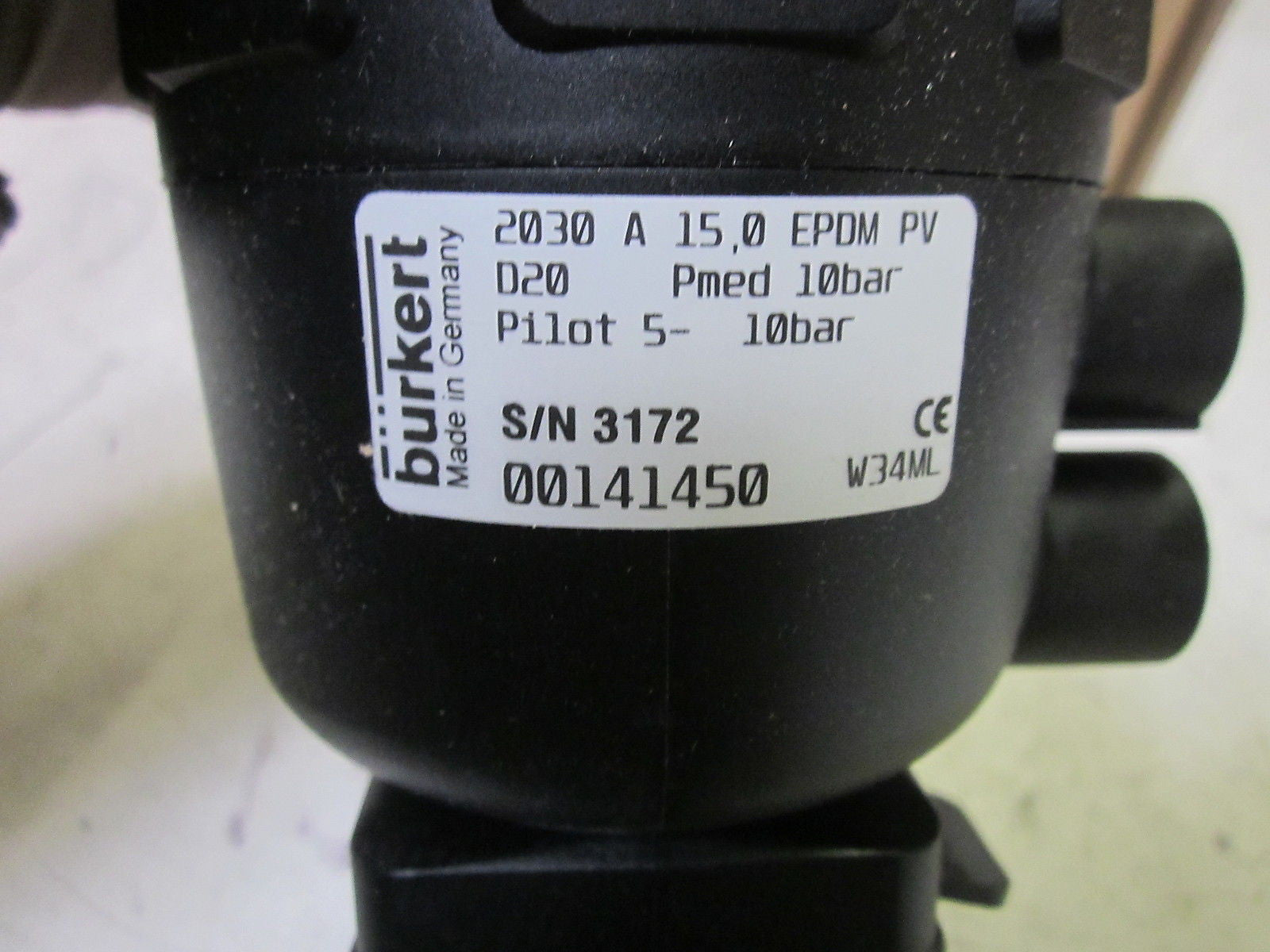 BURKERT 00141450 VALVE *NEW IN BOX*