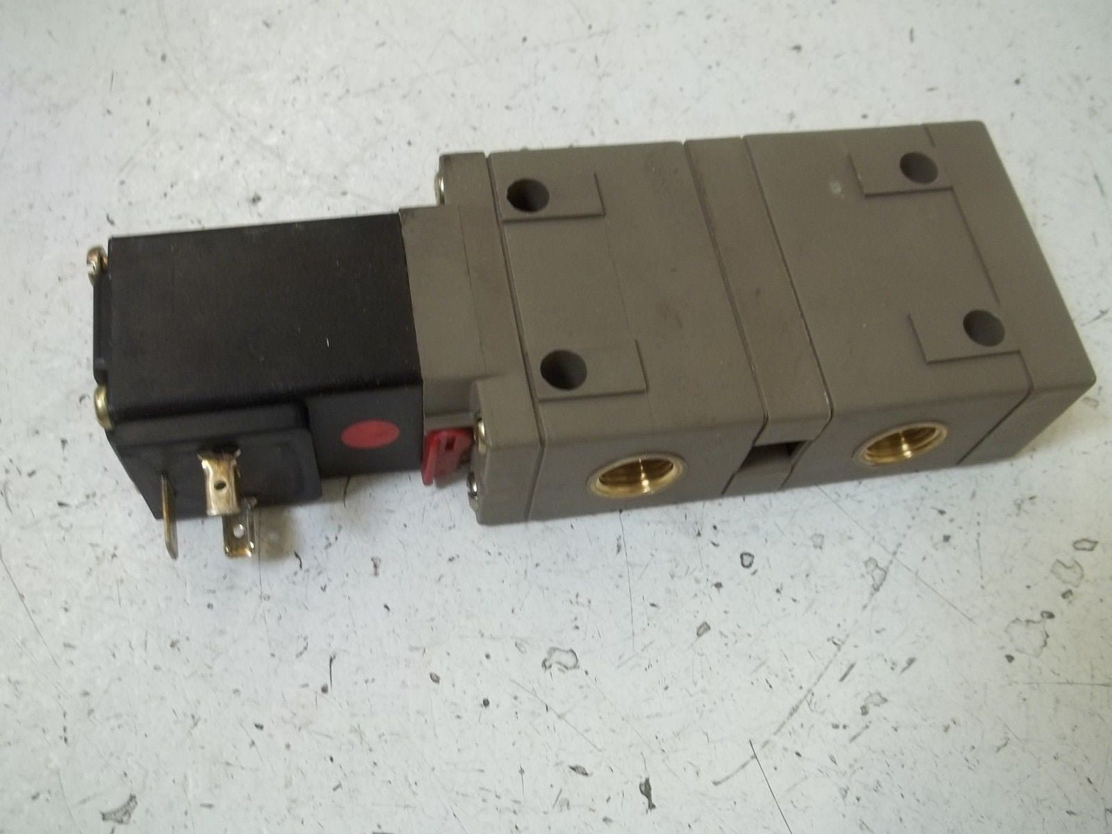 BURKERT 0413G1/4NBRPL VALVE*NEW NO BOX*