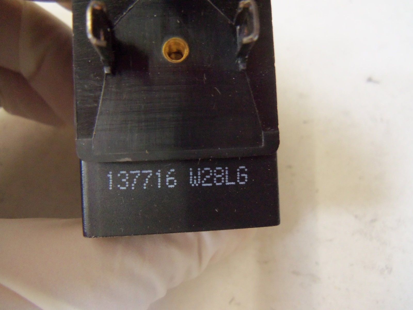 BURKERT 137716 W24LG *NEW NO BOX*