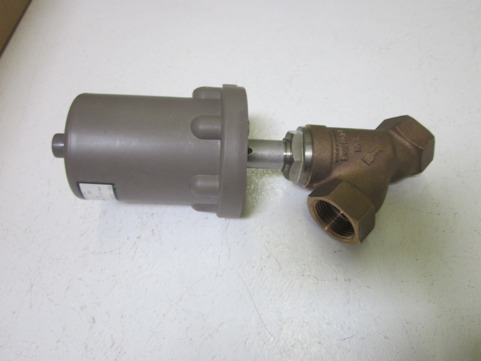 BURKERT 251-A-25-E-RG2 ANGLE SEAT VALVE *NEW NO BOX*