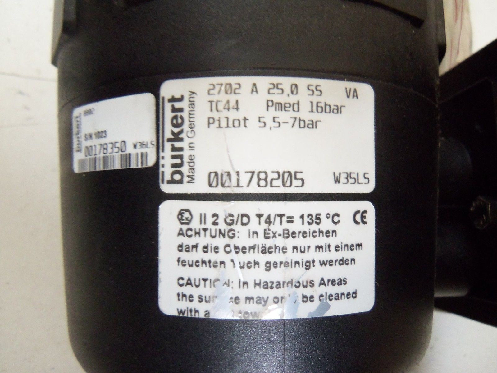BURKERT REGULATING VALVE WITH POSITIONER *NEW NO BOX*