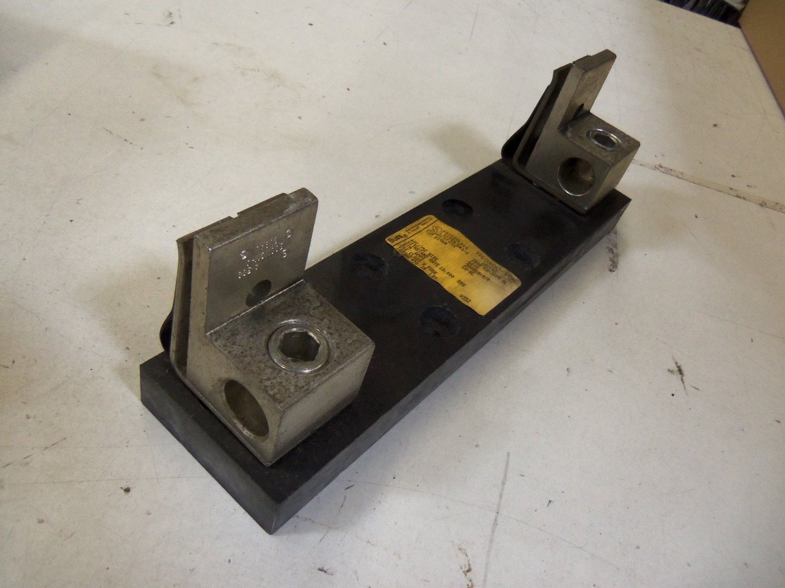 BUSS H60400-1CR *USED*