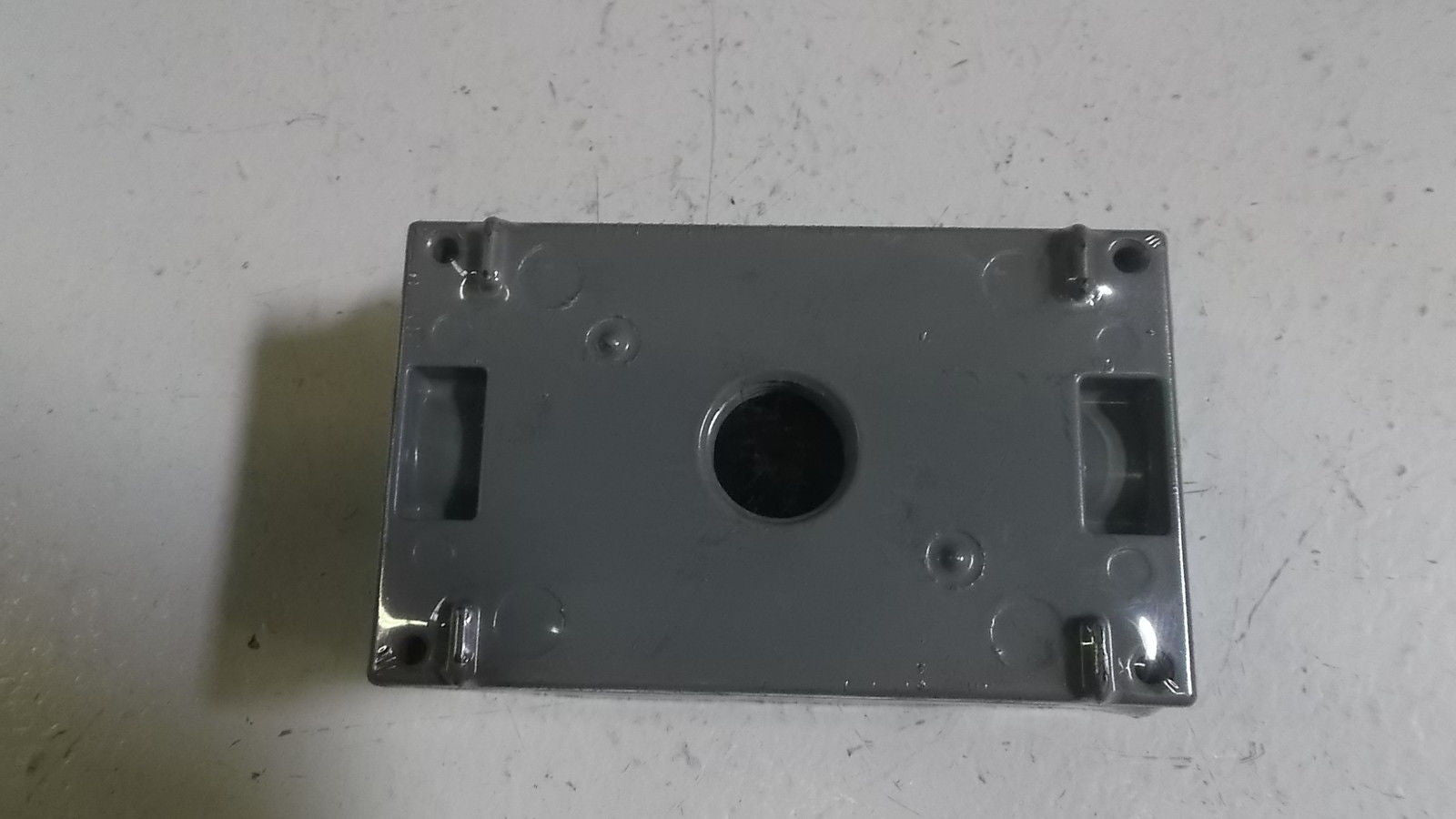 BWF THREE HOLE OUTLET B-5V *NEW IN BOX SEALED*
