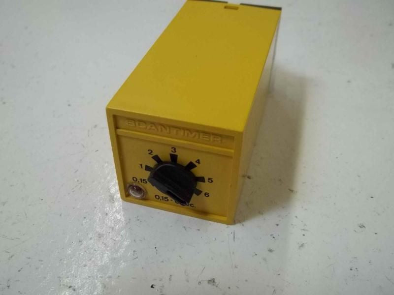 CARLO GAVAZZI A208120006 *NEW IN BOX*
