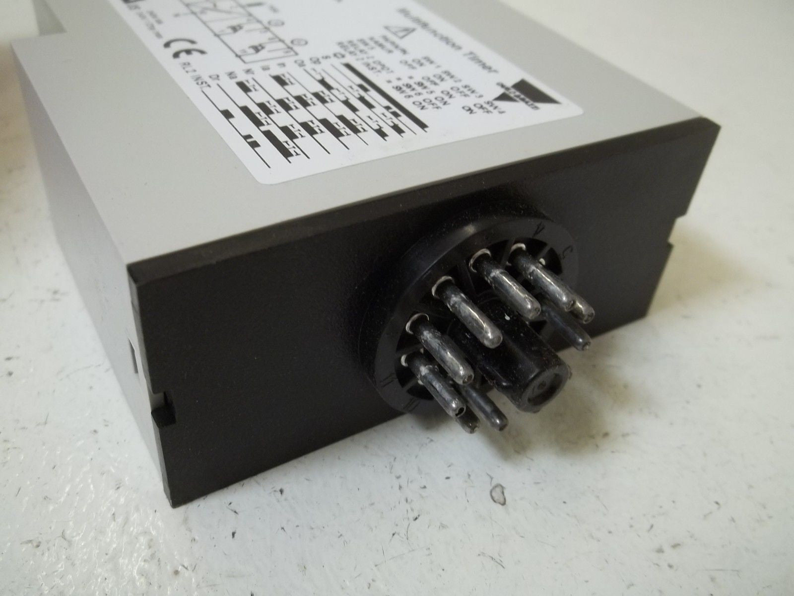 CARLO GAVAZZI PMC01D115 MULTIFUCTION TIMER *USED*
