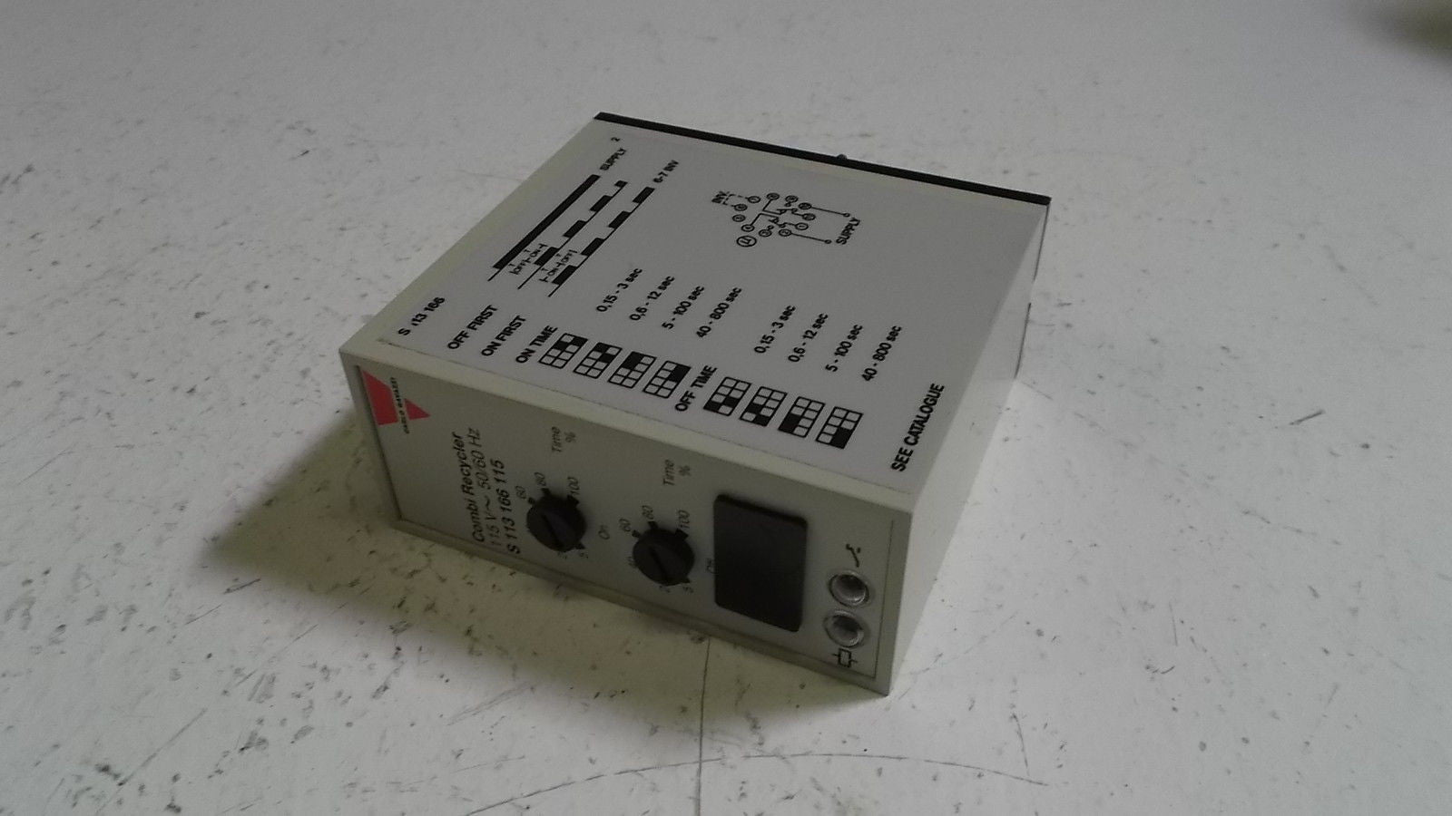 CARLO GAVAZZI S113166115 *NEW IN BOX*
