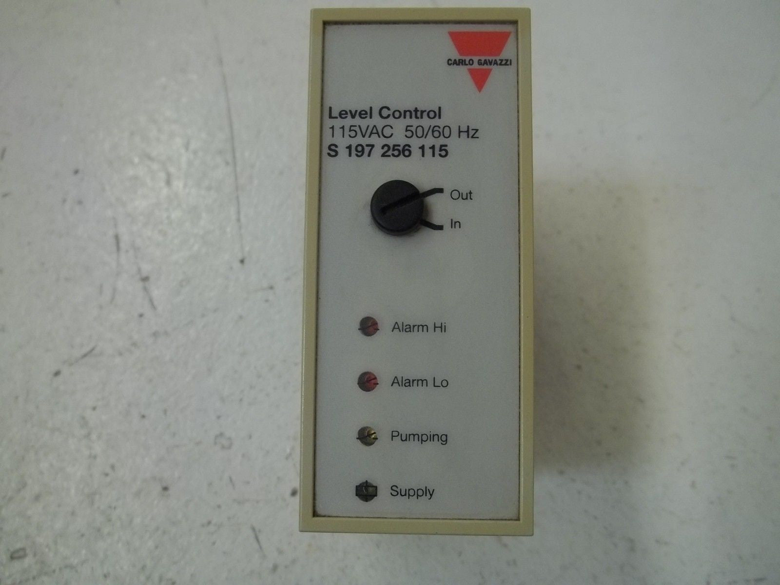CARLOS GAVAZZI S197256115 LEVEL CONTROL 115VAC *USED*