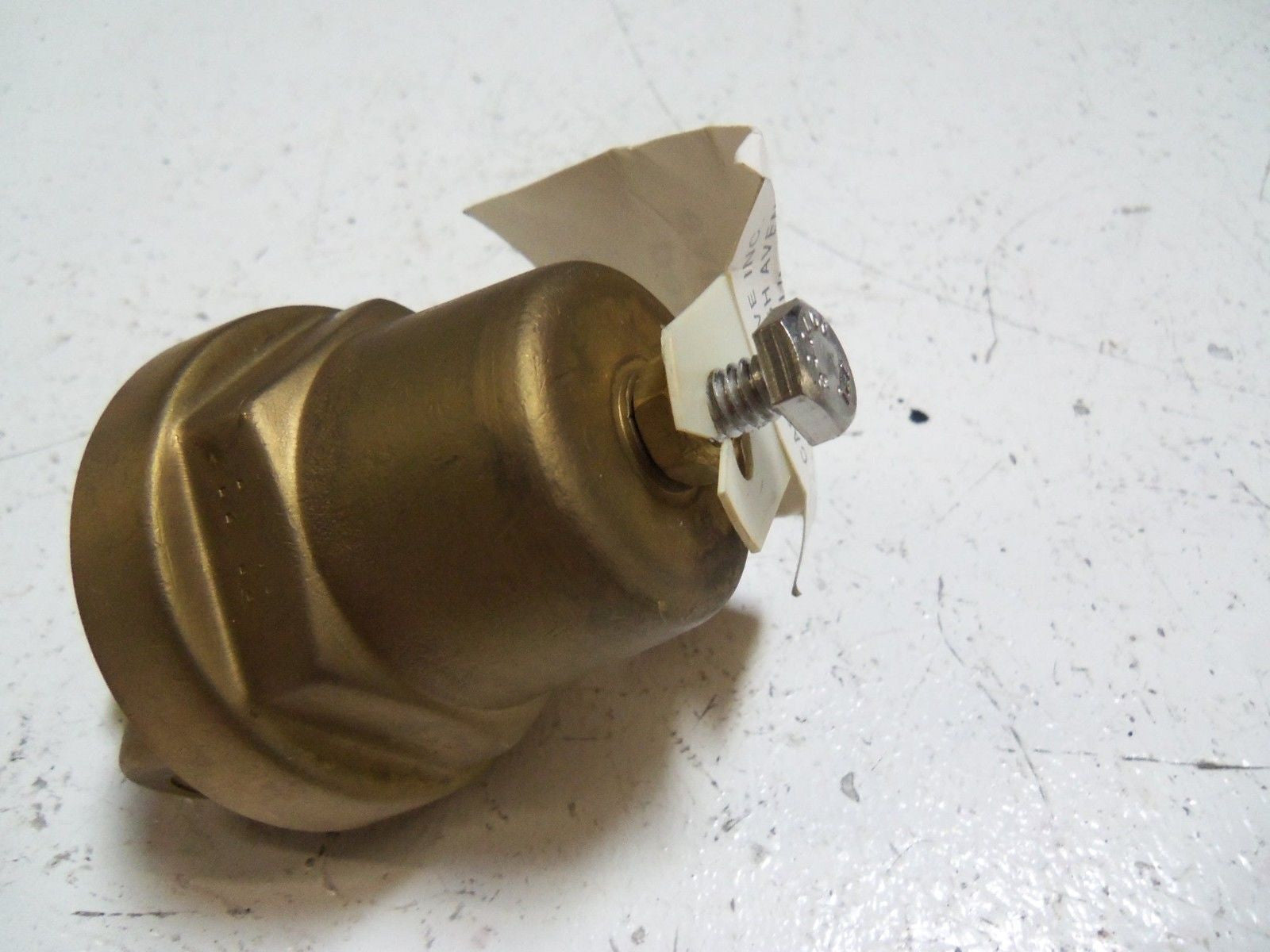 CASH A-32 REGULATOR 1/4" 400 PSI RANGE: 15-65 SET: 40PSI *USED*
