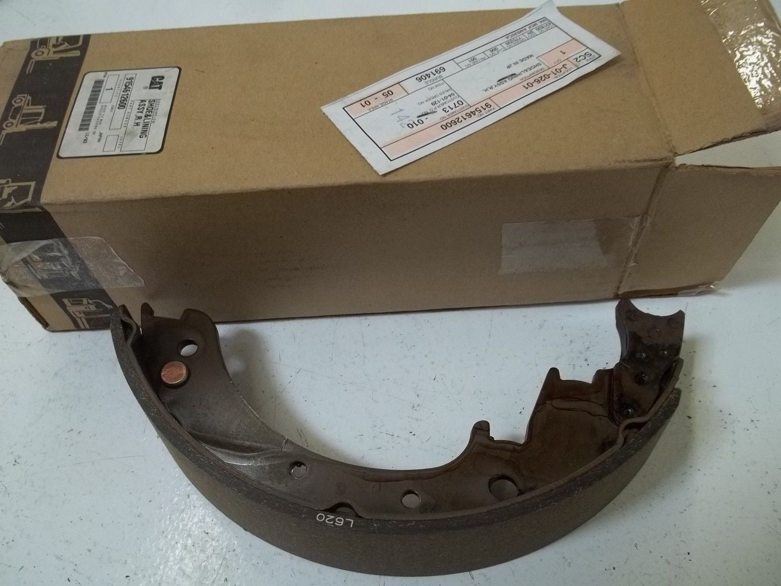 CAT 8154612600 SHOE & LINING ASSEMBLY *USED*