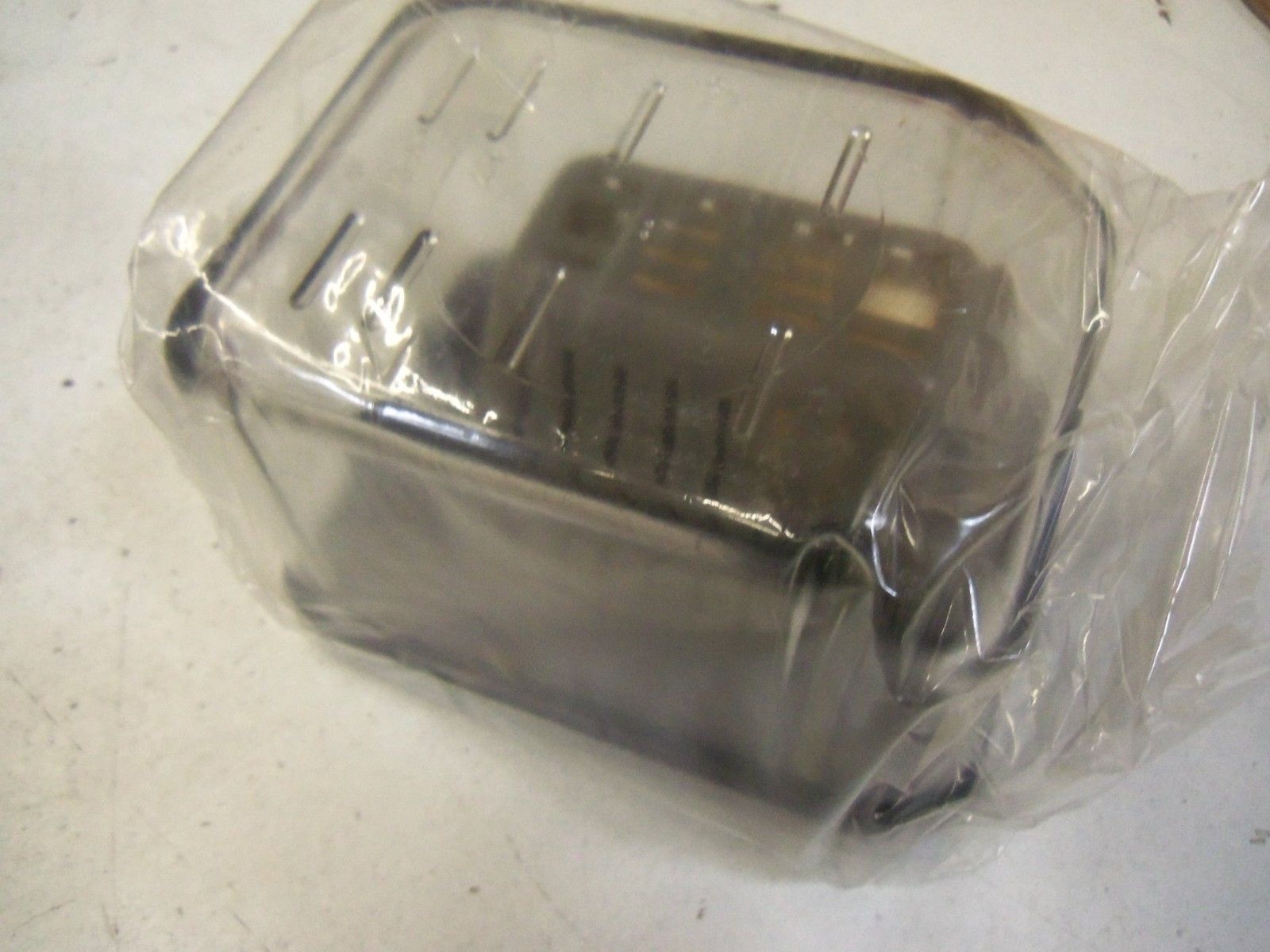 CATERPILLAR 8N9803 FILTER ELEMENT FUEL *NEW IN BOX*