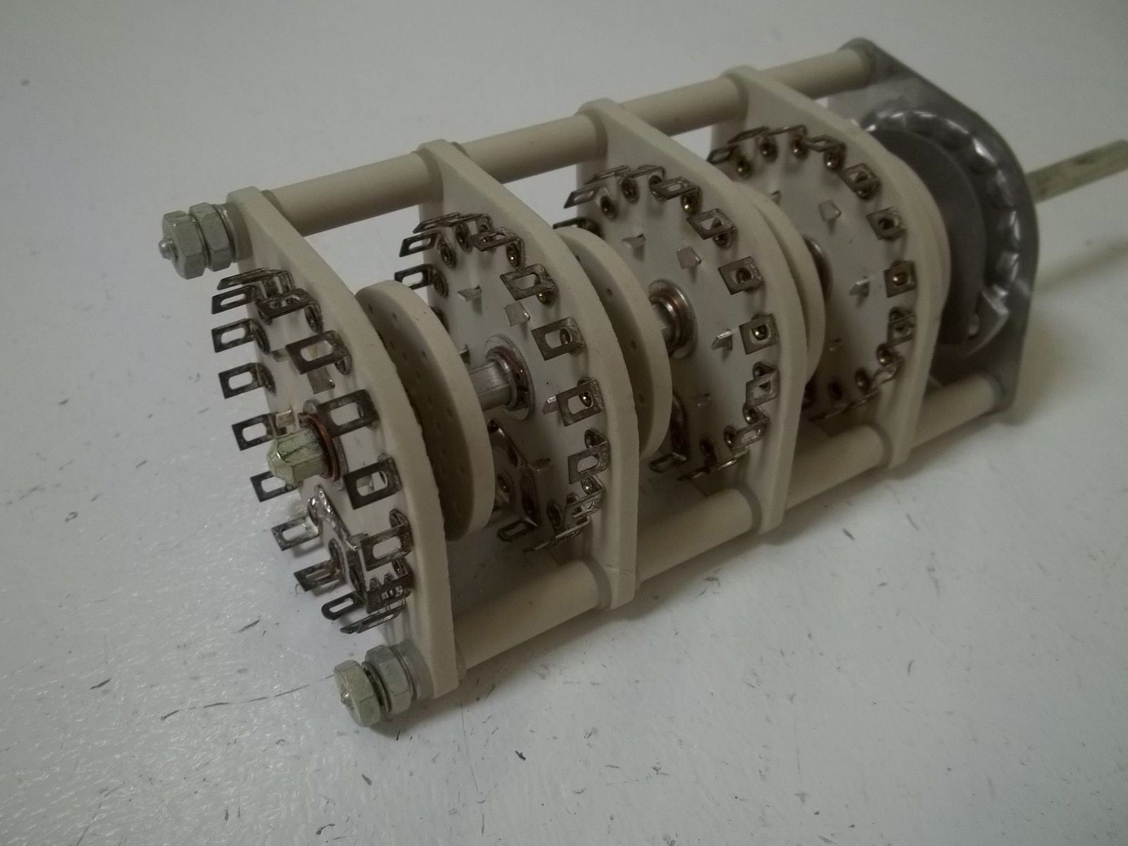 CENTRALAB JV-9013 MULTI POSITION SWITCH *NEW IN BOX*