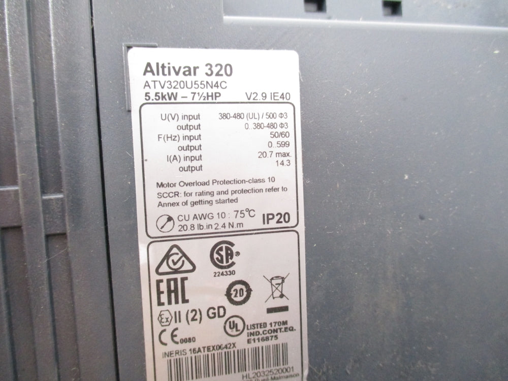 SCHNEIDER ELECTRIC ATV320U55N4C NSNP