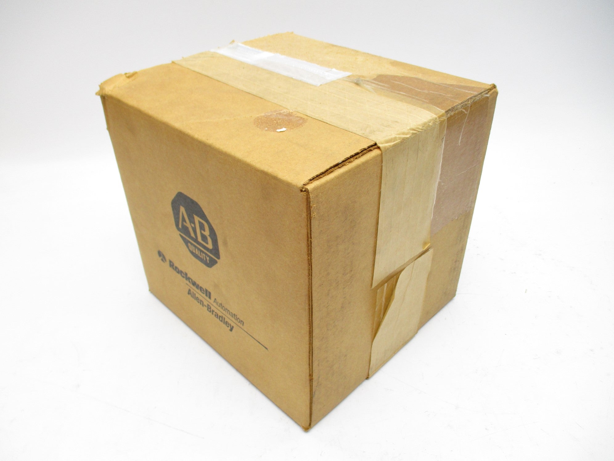 ALLEN BRADLEY 1305-BA03A SER. B F/W 5.02 NSFS