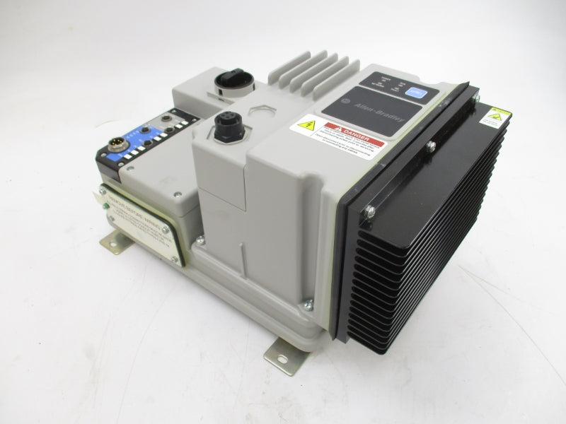 ALLEN BRADLEY 284D-FVD4P0Z-10-CR-OC SER. C 380-480VAC 4A F/W 18.033 NSMP