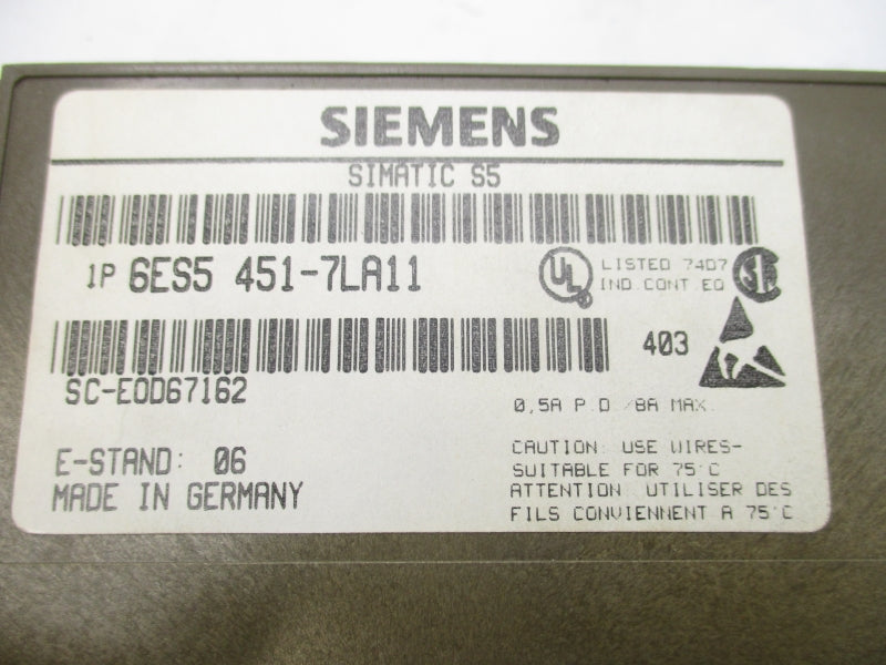 SIEMENS 6ES5451-7LA11 24VDC 8A UNMP