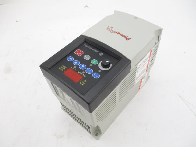 ALLEN BRADLEY 22B-D4P0N104 SER. A F/W 7.02 342-528VAC 5.7A NSMP