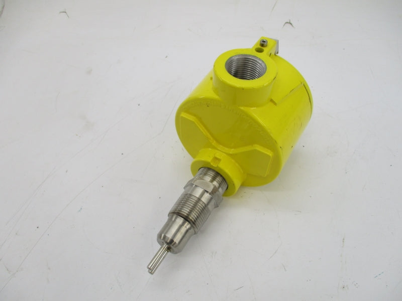 FLUID COMPONENTS INTERNATIONAL FLT93S-1A1A202C4B00000 115/230VAC 6A 2350PSI NSNP