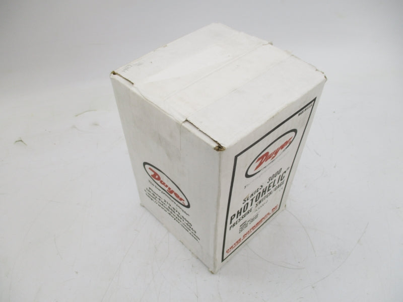 DWYER A3000-00 120VAC 25PSI NSFS