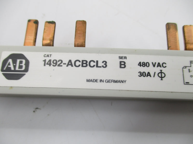 ALLEN BRADLEY 1492-ACBCL3 SER. B 480VAC 30A (BR/WH) NSMP