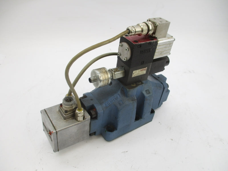 MOOG D688Z4704B B04HXUW6KEY2-X 24VDC UNMP