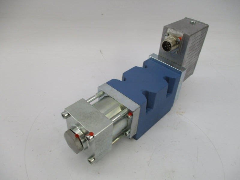 MOOG D634-501A R40KO2M0NSM2 24V NSNP