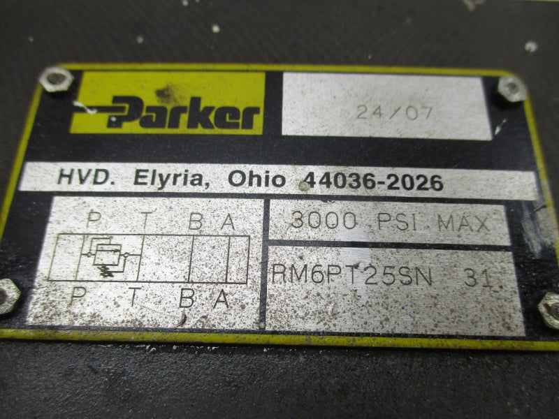 PARKER RM6PT25SN31 3000PSI UNMP