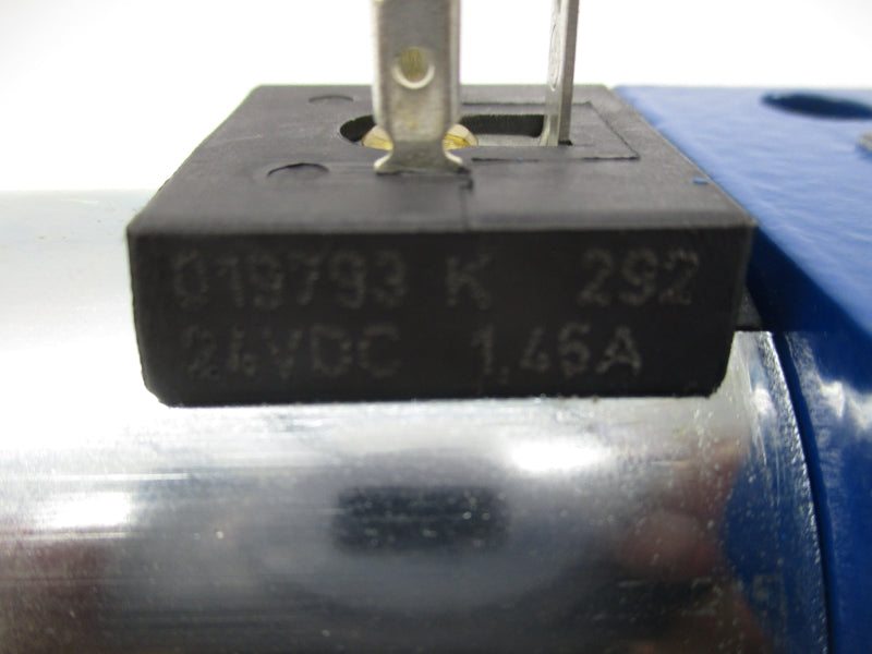REXROTH 4WE10D33/CG24N9K4 R900589933 24VDC 1.45A NSNP