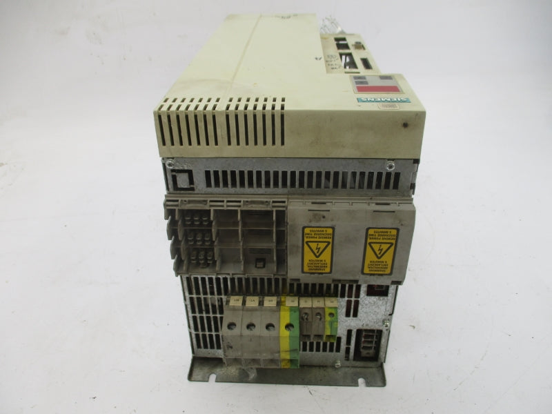 SIEMENS 6SE7022-7EP70-Z Z=F01 380-480V 27A UNMP