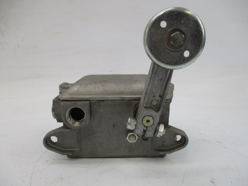 JOSLYN CLARK HLD-11 600VAC 25A NSNP