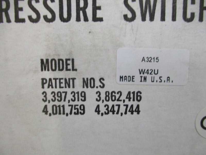 DWYER A3215 120VAC 10A 35PSI NSMP