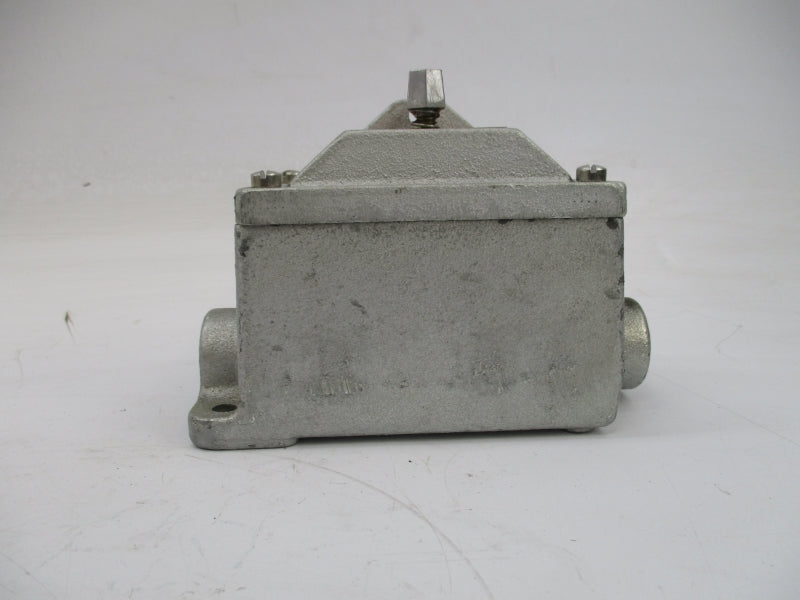 CROUSE-HINDS EFDC21105 120/240VAC 20A 3/4" NSMP