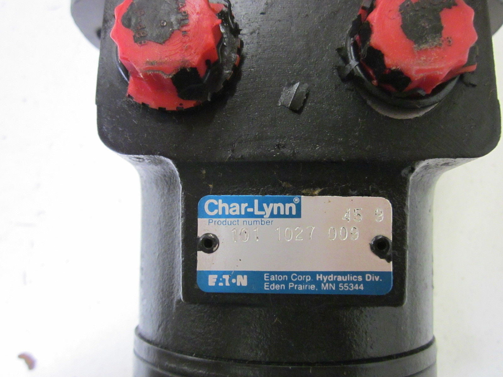 CHAR-LYNN 1011027009 HYDRAULIC MOTOR *NEW NO BOX*
