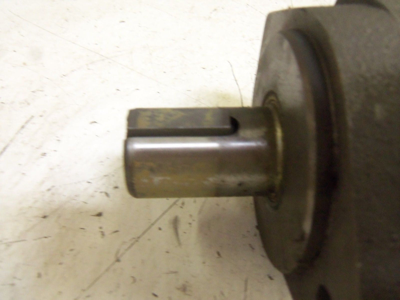CHAR-LYNN 104-1061-006 MOTOR *USED*